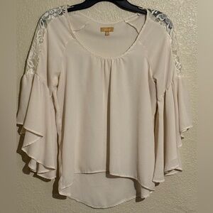 Takara Cream Blouse with Lace Accents